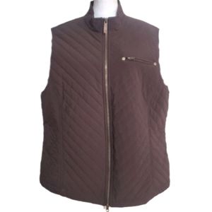 Chico's Zenergy Chocolate brown quilted mock neck zip up vest. L